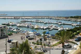 Estepona, Puerto Paraiso zicht op jachthaven